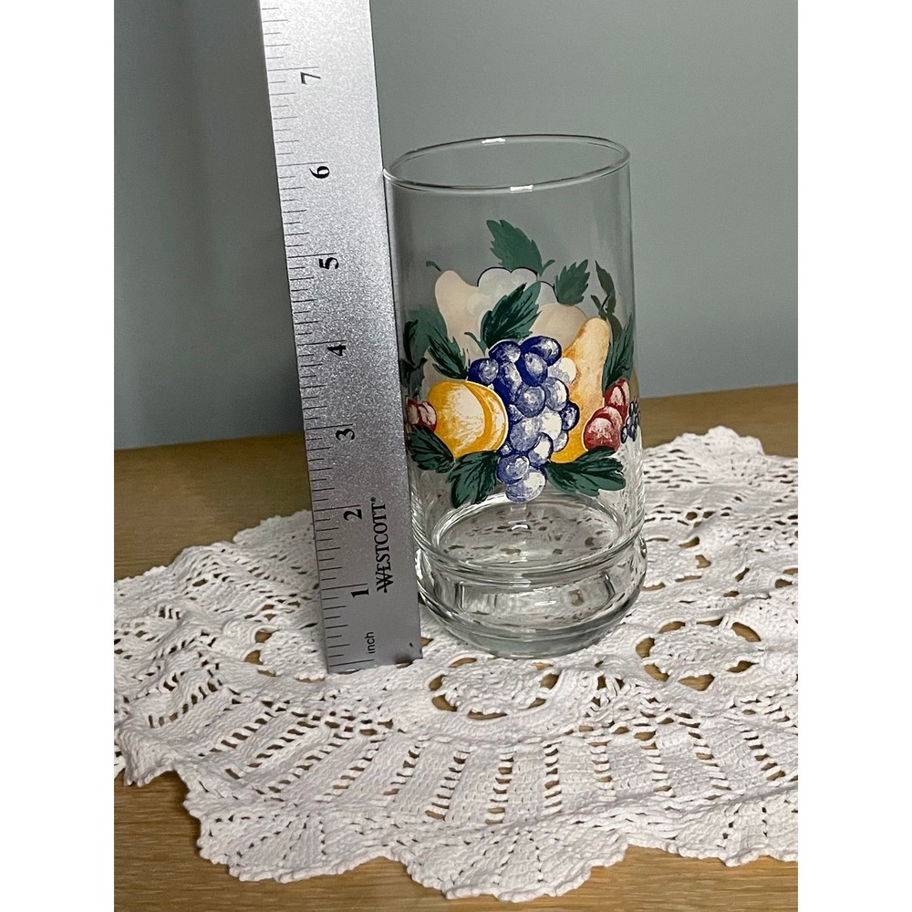Vintage Oneida Orchard, 16 ounce glass with fruit design 1990s
